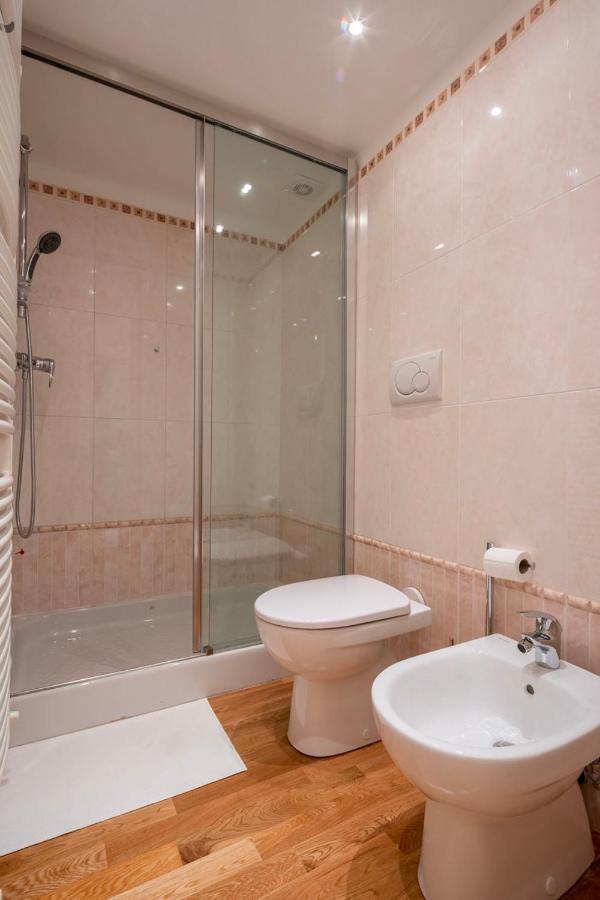Ca' Laura - San Marco Canal View Apartment Venice