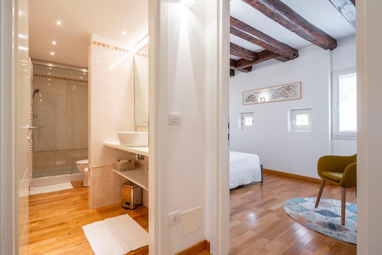 Apartamento Ca' Laura - San Marco Canal View *